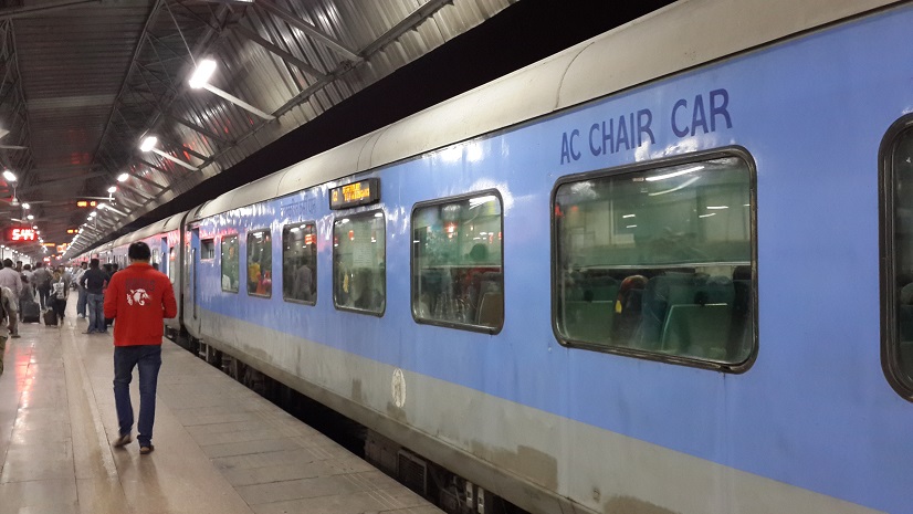 поезда в  Индии